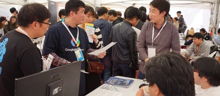 ハッカソン入賞で海外イベントへ出展してきました