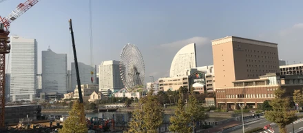 資本金３０万円のオフィスもない会社だった。