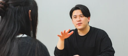 社員インタビューVol.10：大手不動産会社の営業(2年4ヶ月)から、未経験で、Webエンジニアへ転職