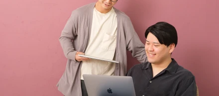 社員インタビューVol.12：建設会社での施工管理(2年5ヶ月)から、未経験で、Webエンジニアへ転職