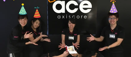 それぞれの場所で11月生まれスタッフのお祝いをしました！