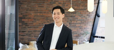 製造業を変えるために。グループ初の試み「MLOps」を、グローバルチームとともに推進する話。【Interview / 梁川 祥吾】