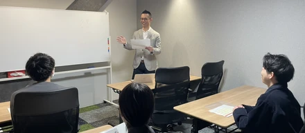 ♢社員インタビュー♢入社半年で要件定義が出来るまでに成長！彼が駅員からエンジニアを目指した理由とは