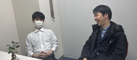 【社員インタビュー】中途入社したエンジニアから見て、フルスタックでのキャリアチェンジ成功の秘訣は？