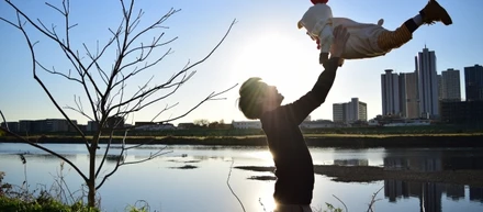 「男性の育休：子供と接する時間がなかった人にこそ、特にオススメ」その理由を聞いてみた