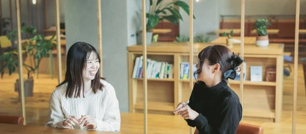 【特別企画】カメラマン視点で尋ねる「アーザス社員の本音」中編