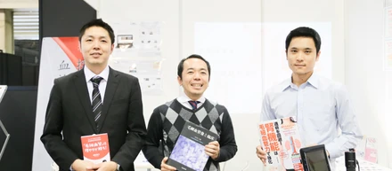 メンバー全員で展示会出展