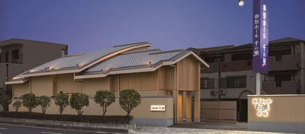 最近のお葬式場。