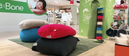 快適環境へのこだわりが強い株式会社entershareはYogiboをイスにしました