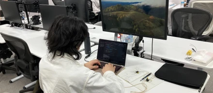 実務未経験で入社初日から自社開発アプリのコーディングで圧倒的成長