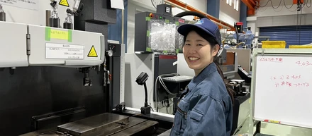 【社員インタビュー Vol.1】営業部・石川が聞く！金型部で活躍する金子さんのリアルな声