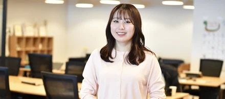 【新卒インタビュー】「サプリを売るだけではなく未来の健康を考え、伝えられる人に」新卒から今日までに見つけた成長の糸口ー国内企画営業：安田 茉那