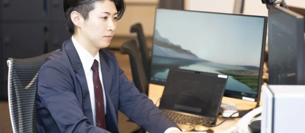 提案型営業で大学の課題に寄り添う、営業サブマネージャーの日々