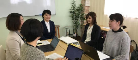 インターンに興味を持った学生さんが遊びに来てくれました！