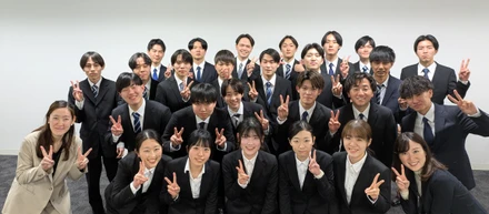 【新卒入社式】この春、“普通”な私たちが、プロになる物語が始まった。