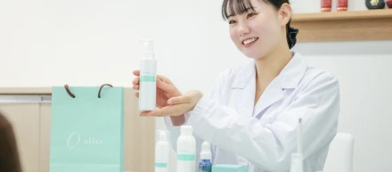ニキビに悩む人の“第三の居場所”。oliss（オリス）が提案するWell-beingサロンとは｜ニキビ 専門サロンoliss　松橋佳澄