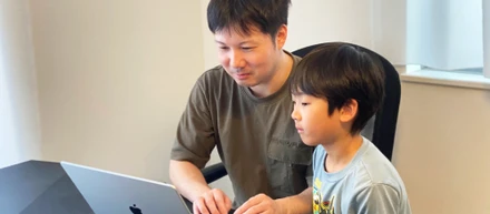 3児を育てながらエンジニアとして働く。フルリモートで叶えた家族との時間とキャリア