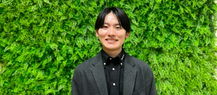 お客様の声を聴き、共にゴールへ走り続ける。サービス最前線の景色｜カスタマーサクセス 中原瞭太朗
