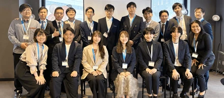 桜の木の下で、挑戦の一歩を踏み出しました！【2025年度サイダス入社式レポート】