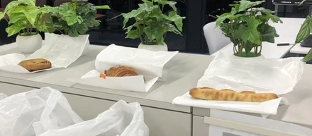 おいしい焼き立てパンをいただきました！🥐
