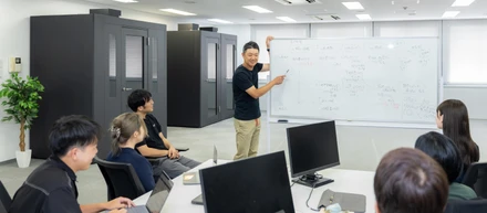 株式会社SimpCoとは？-「複雑」な仕組みを「簡単」にする​、大手企業に特化したECコンサル会社-