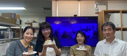 🎂 8月生まれの社員をお祝い！笑顔とサプライズに満ちたWSP恒例のお誕生日会レポート✨
