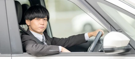【営業部の１日に密着！！】