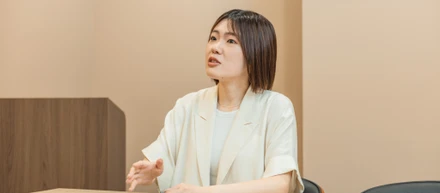 【社員紹介リレー🎤】CAリーダーの緒方さんインタビュー「立ち上げ直後のチームで、安定した結果を出し続ける理由とは」