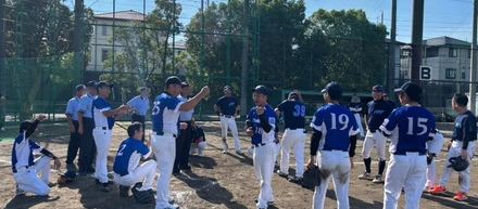 仕事も行事も全力！ソフトボール大会に向けた練習で深まるチームの絆