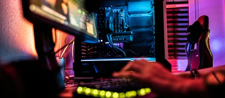 世界が熱狂するeスポーツイベントを作る。26卒メンバー募集。