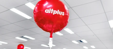 ようこそオルトプラスへ！新入社員ウェルカムバルーン