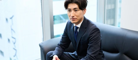 全てを失った29歳。再生可能エネルギーに賭けた、再起のストーリー