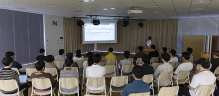 技術コミュニティー向けに会場スポンサードします