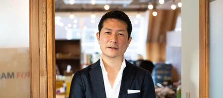 ソフトバンクGへの事業譲渡を経て、再びゼロイチへ。「生成AI×SaaS」で新たな社会インフラを創る、僕の第二創業