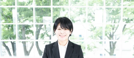 「情報は取りに行き、仮説を持って聞く」1年目の仕事観