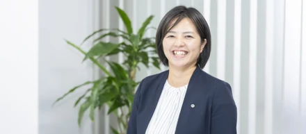 「自分には何もない」不安を専門スキルに変えて。産休復帰から係長になった、リーダーのリアルな想い。 ＜メンバーインタビュー｜採用企画係 係長 水谷千愛＞