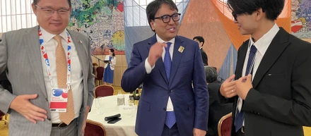 モンゴルの副首相の翻訳