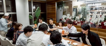 【2025年のハイライト】ふだん別々に働く私たちが、カレーとたこ焼き作りでチームになった日