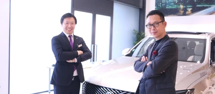 原動力はお客様からの感謝のお言葉。最優秀社員賞を受けた横野さんと清水社長の本音対談