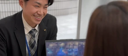 進路に悩む学生と向き合う仕事。学生教育事業の「リアルな1日」