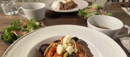 仕事の話をしないランチも、ちゃんと大事。