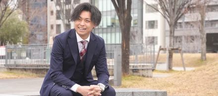 【社員インタビュー】元公務員からベンチャー企業へ。「どうせやるなら、挑戦する方が燃える」——代表との縁を信じて飛び込んだ、自分らしいキャリアの選び方