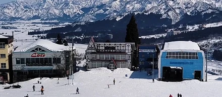 社員blog Vol.91「20年ぶりのスキーで大はしゃぎ！家族＆仲良しファミリーの雪国トリップ」