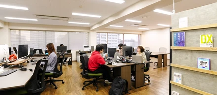 社内メンバー構成をざっくり紹介します🔍