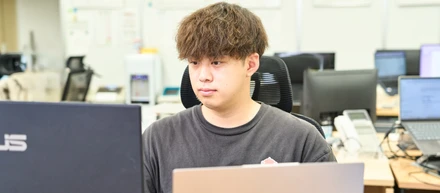 Web広告への転職｜アドアフィリエイトの最前線ポジションをご紹介！