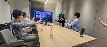【社内イベント】仕事終わりの心身リセット。『ビジヨガ』を開催しました！