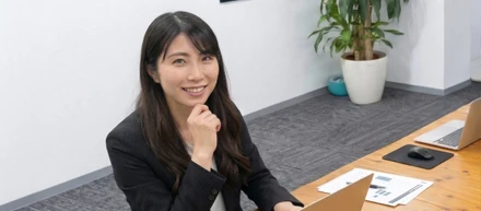 「伝わるデザイン」を一緒に作る──未経験から挑んだWebデザイナーの成長記