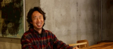 【代表インタビュー・最終回】「やっちまった」は成長の勲章。50カ国を旅した男が語る、失敗を愛する組織文化と“ローカルな体験”への執念