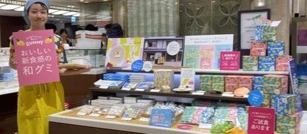 企画をしながら、売り場に立つ理由