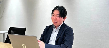【ディーリング部】未経験から念願のディーラーへ。少数精鋭のチームで活躍中